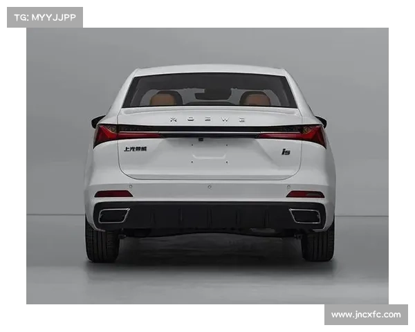 全新雅阁国内曝光！哪吒将推双门跑车 这波新车简直炸裂！